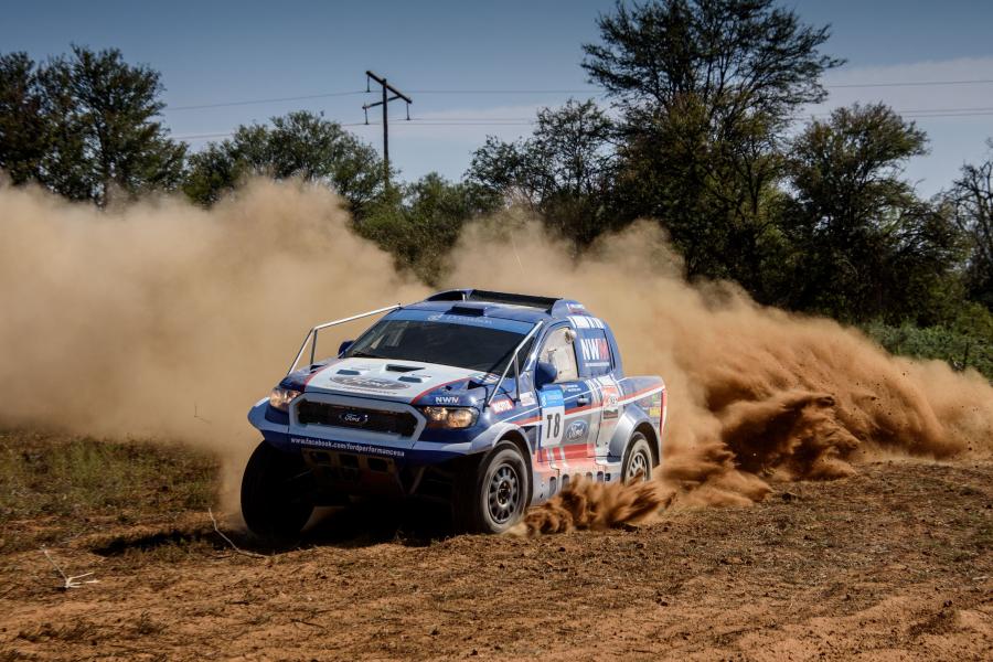  Ford Ranger Dakar 2016 года  (фото 14 из 30)